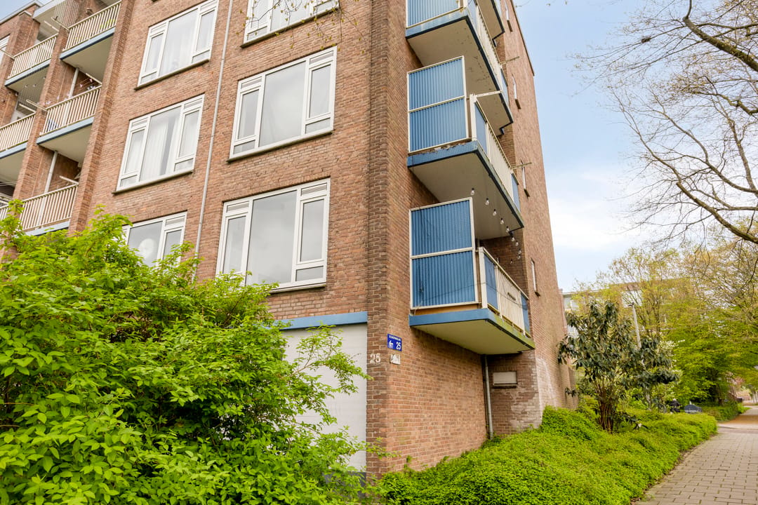 Foto 43 van Burgemeester Bloemersweg 46-1