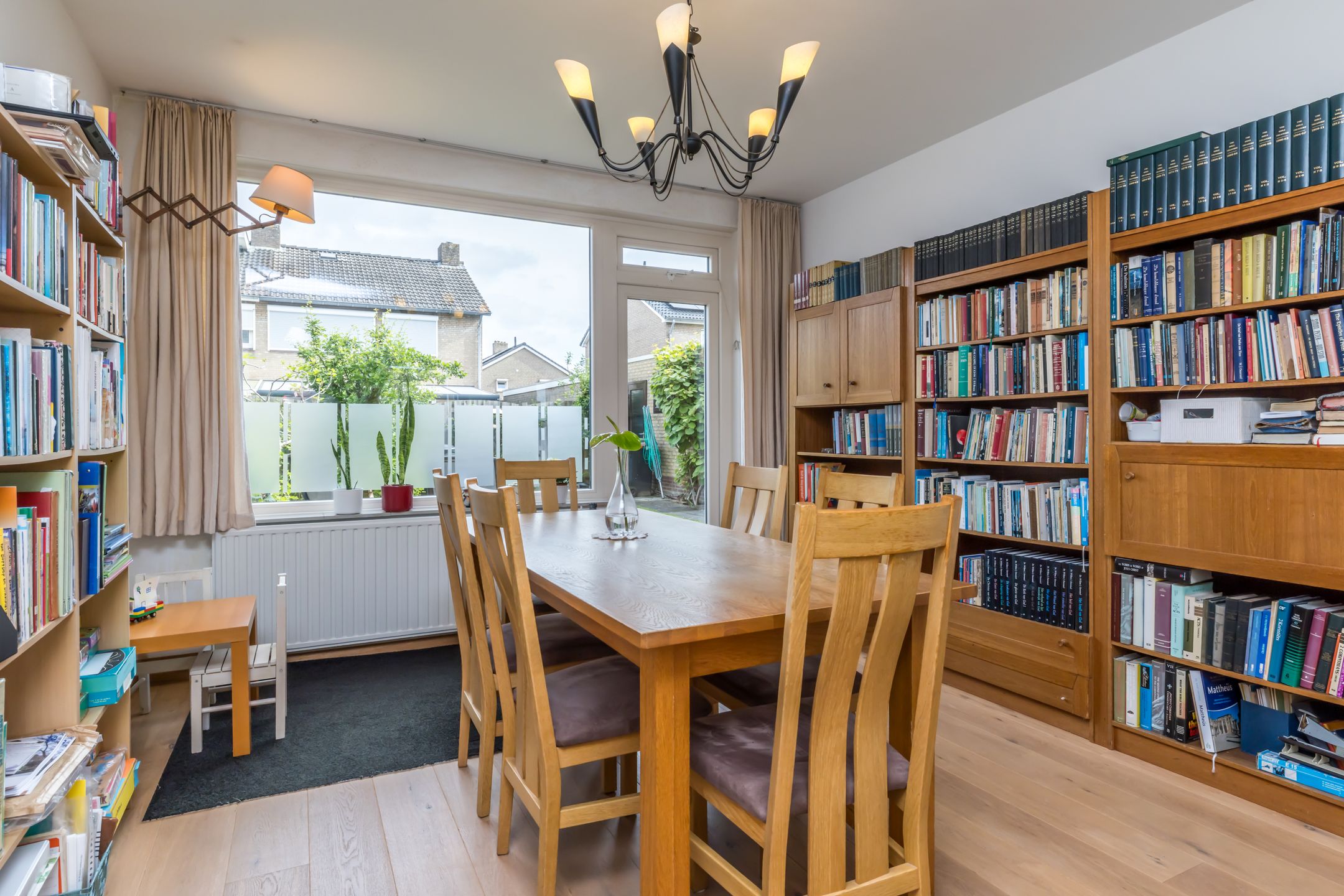 Photo 9 of Floribertusstraat 18