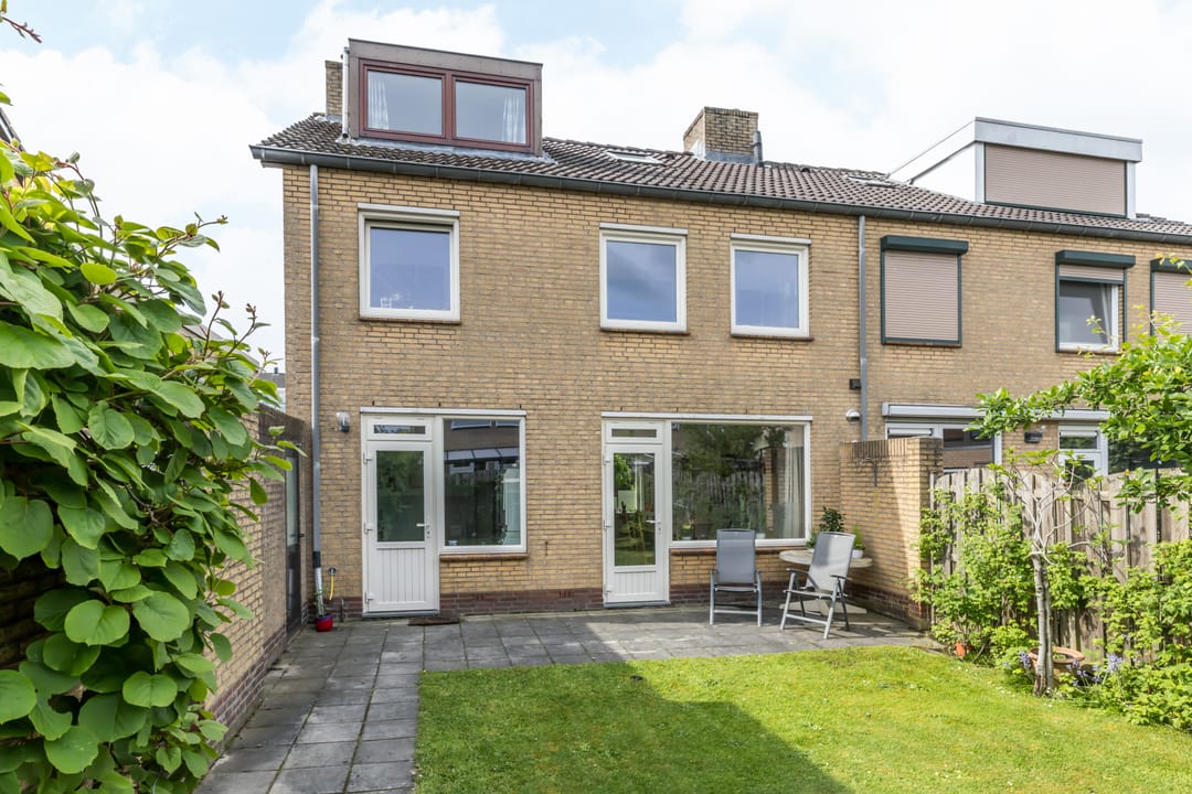 Photo 26 of Floribertusstraat 18