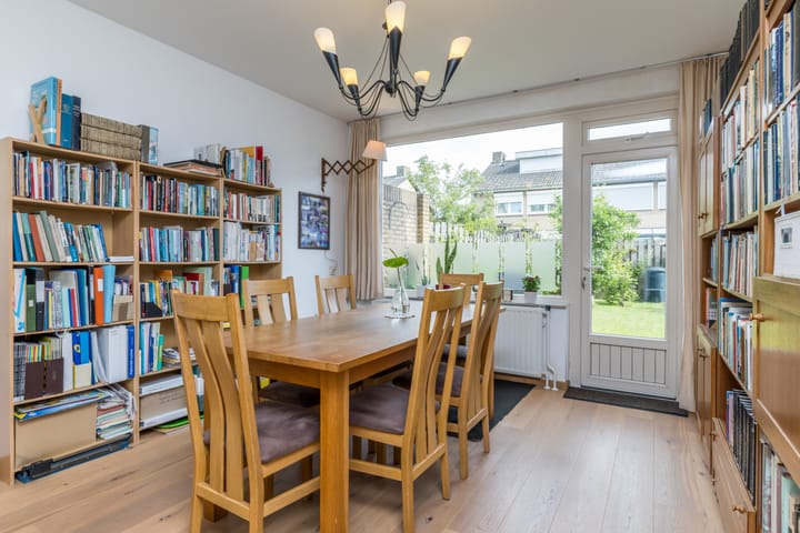 Photo 4 of Floribertusstraat 18