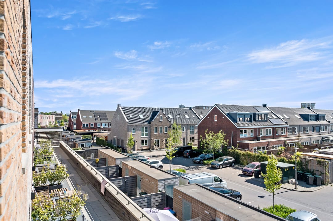 Luxurious Sustainable Maisonnette in RijswijkBuiten — 31