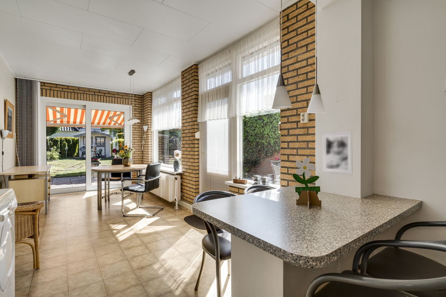 Photo 14 of Burgemeester Mertensstraat 63