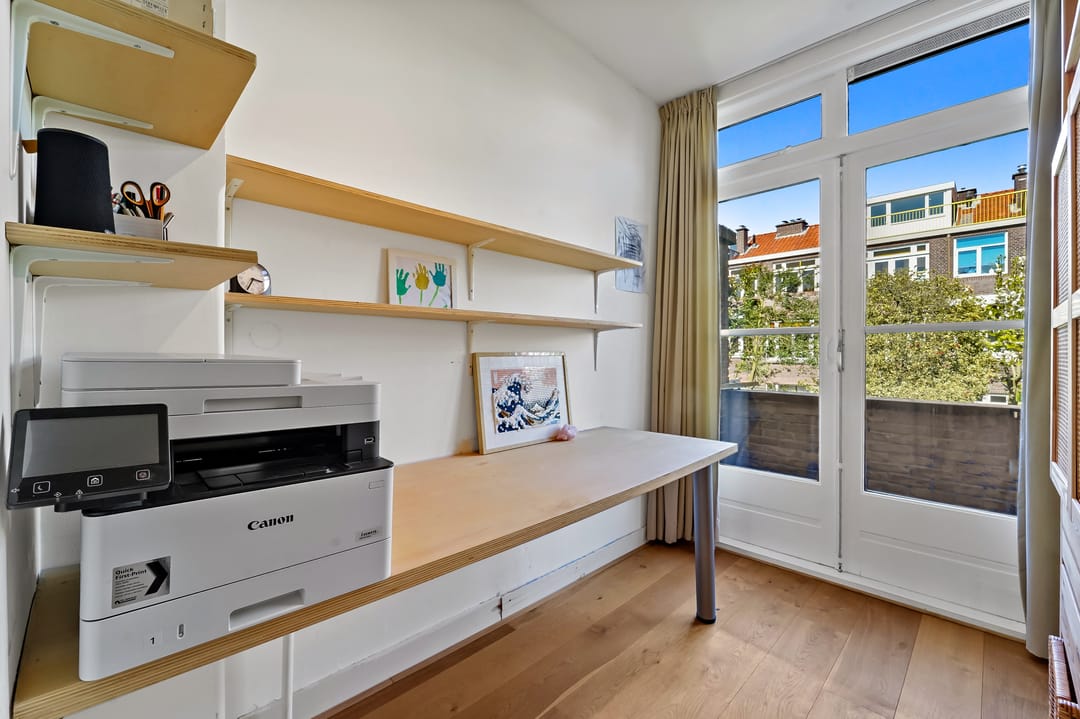 Photo 32 of Ananasstraat 85