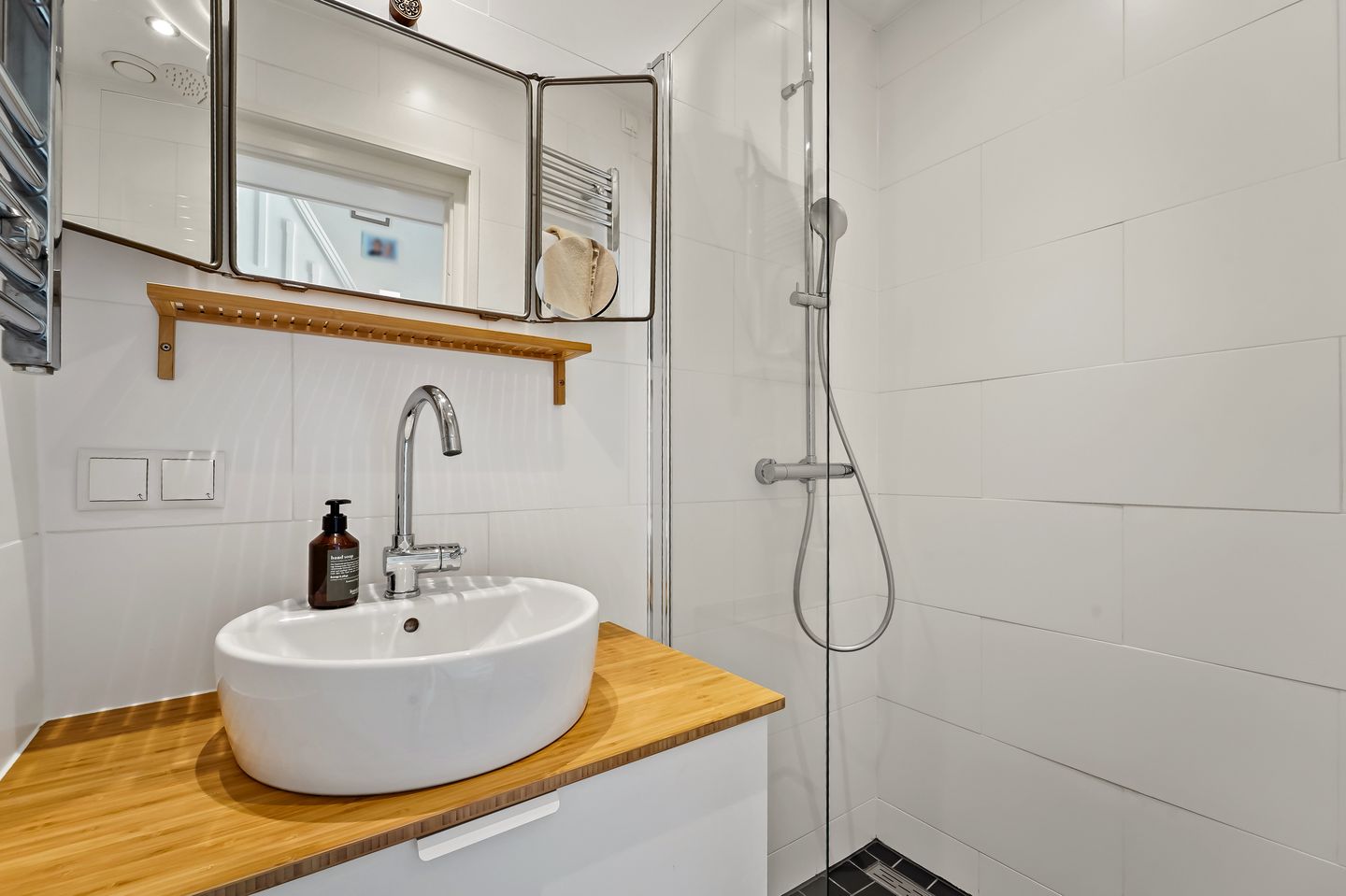 Photo 35 of Ananasstraat 85