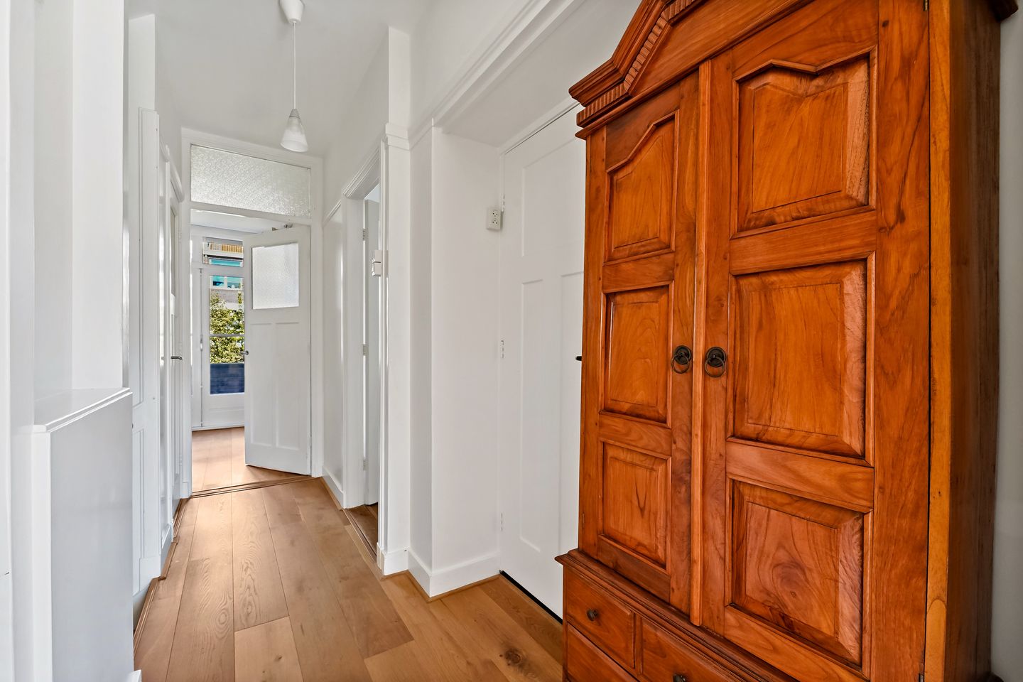 Photo 34 of Ananasstraat 85
