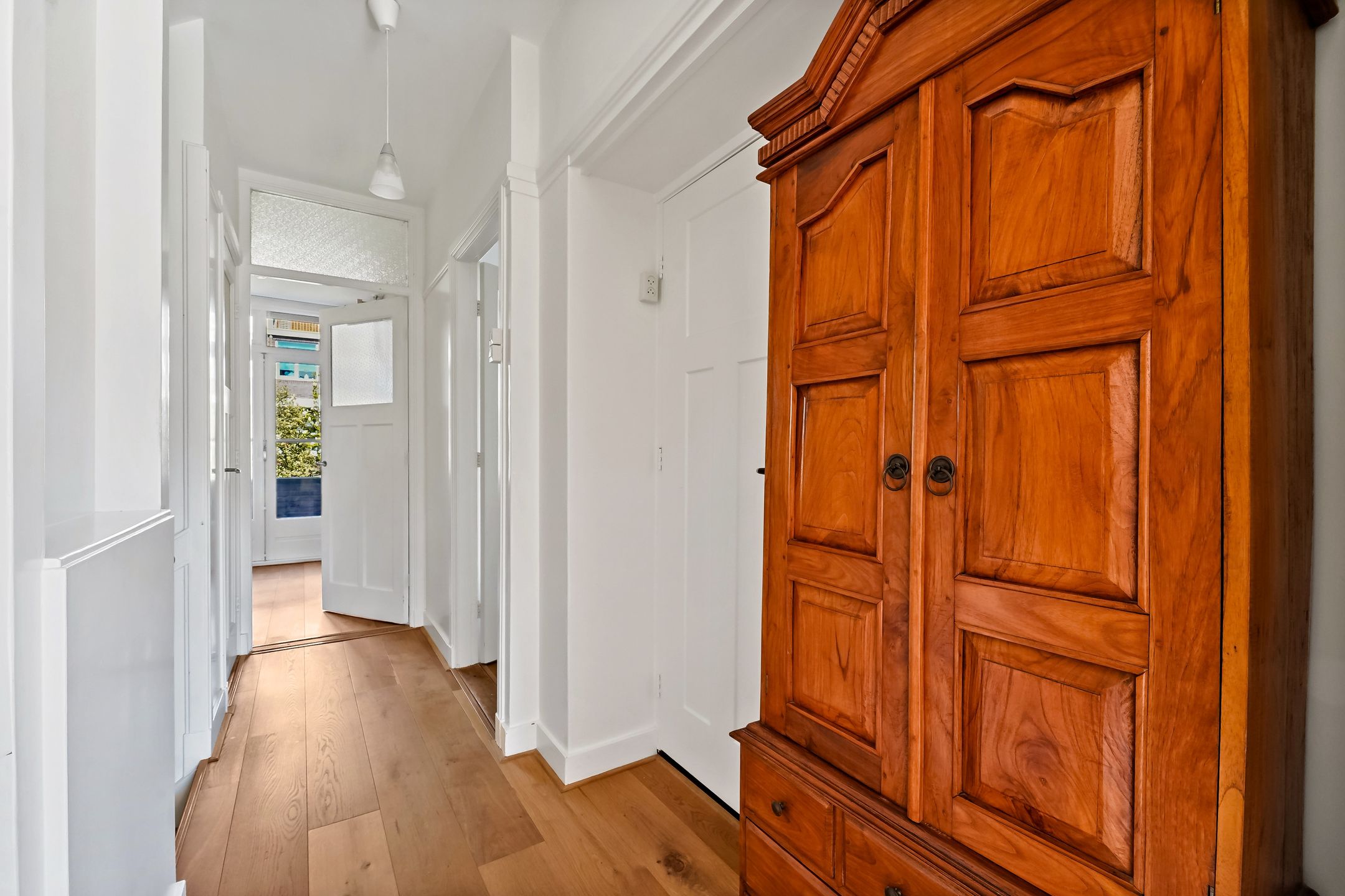 Photo 33 of Ananasstraat 85