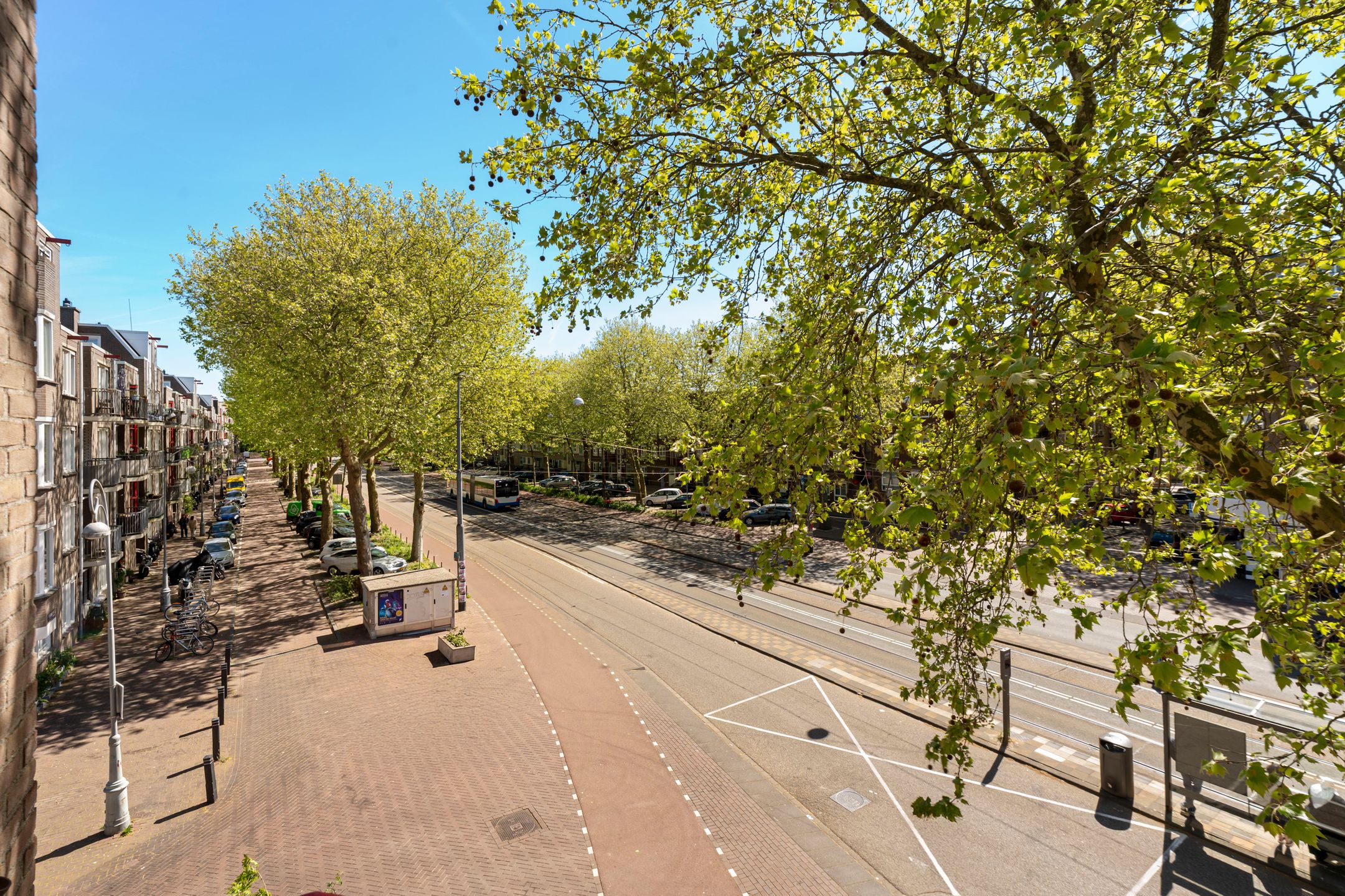 Photo 30 of Haroekoestraat 14-C