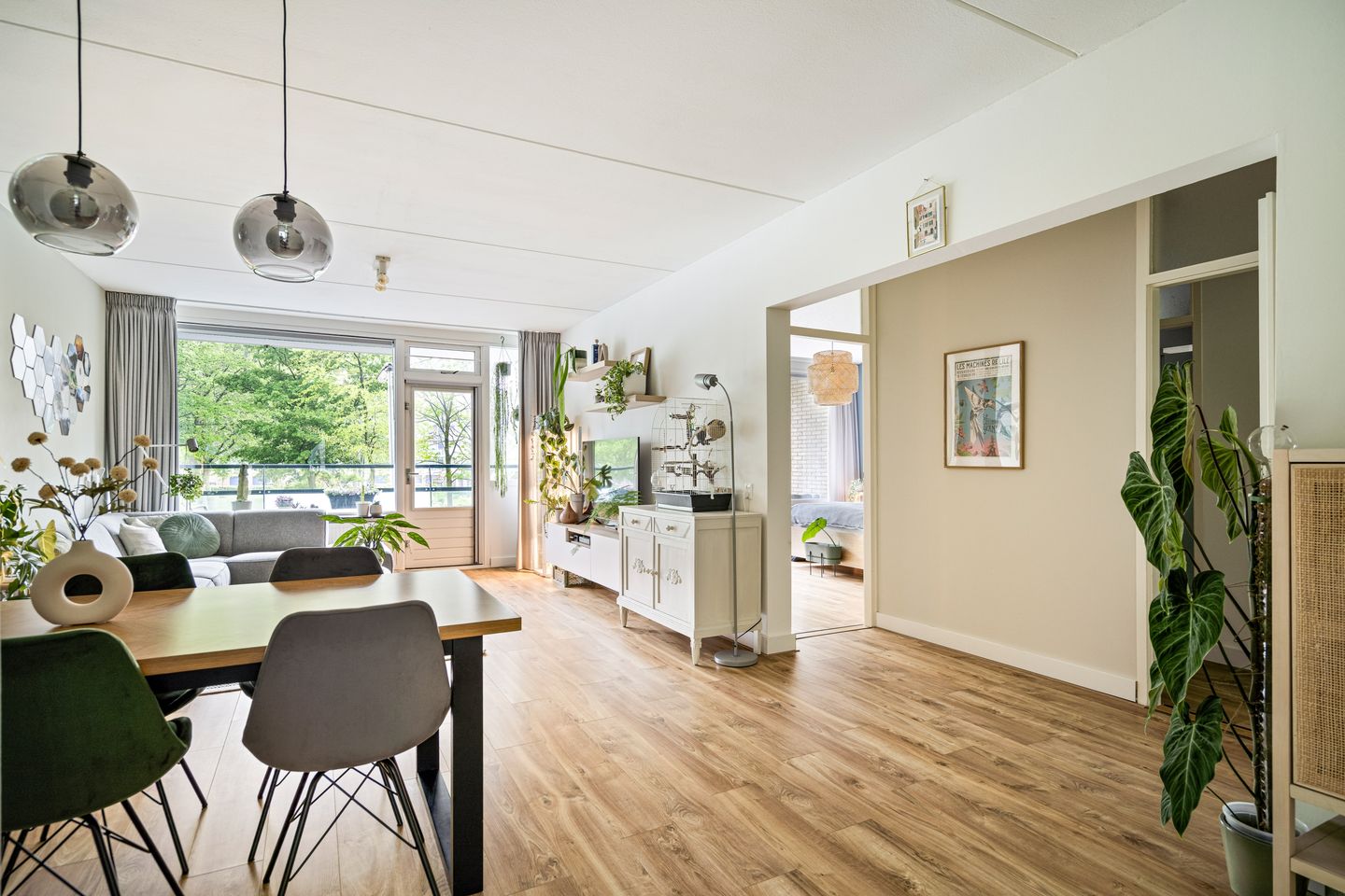 Photo 14 of Merelstraat 2