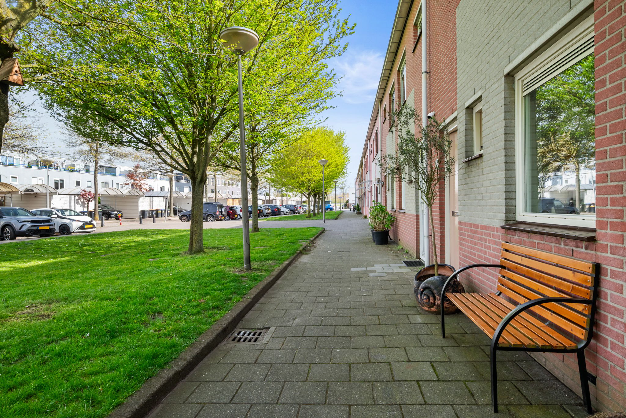 Photo 36 of Aletta Jacobsstraat 37