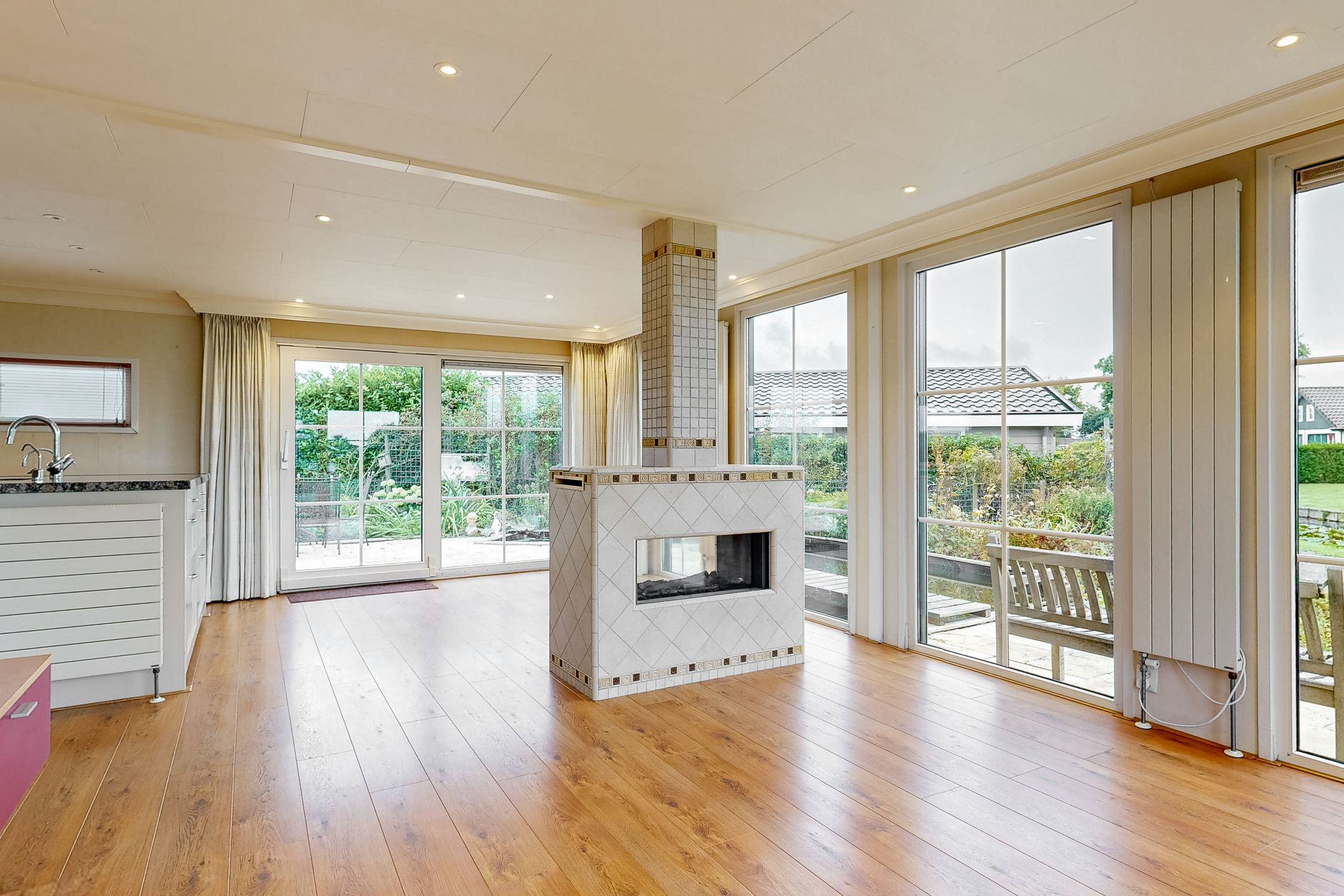3-bedroom freehold villa in Berkhout — photo 3 of 5