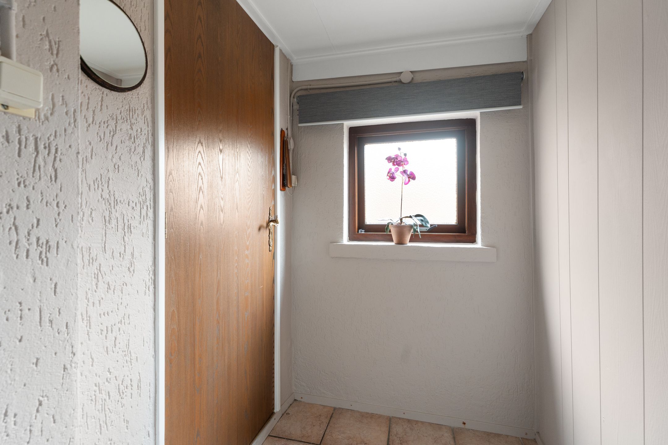 Spacious terraced house with new kitchen and garage in quiet Didam neighborhood — 18
