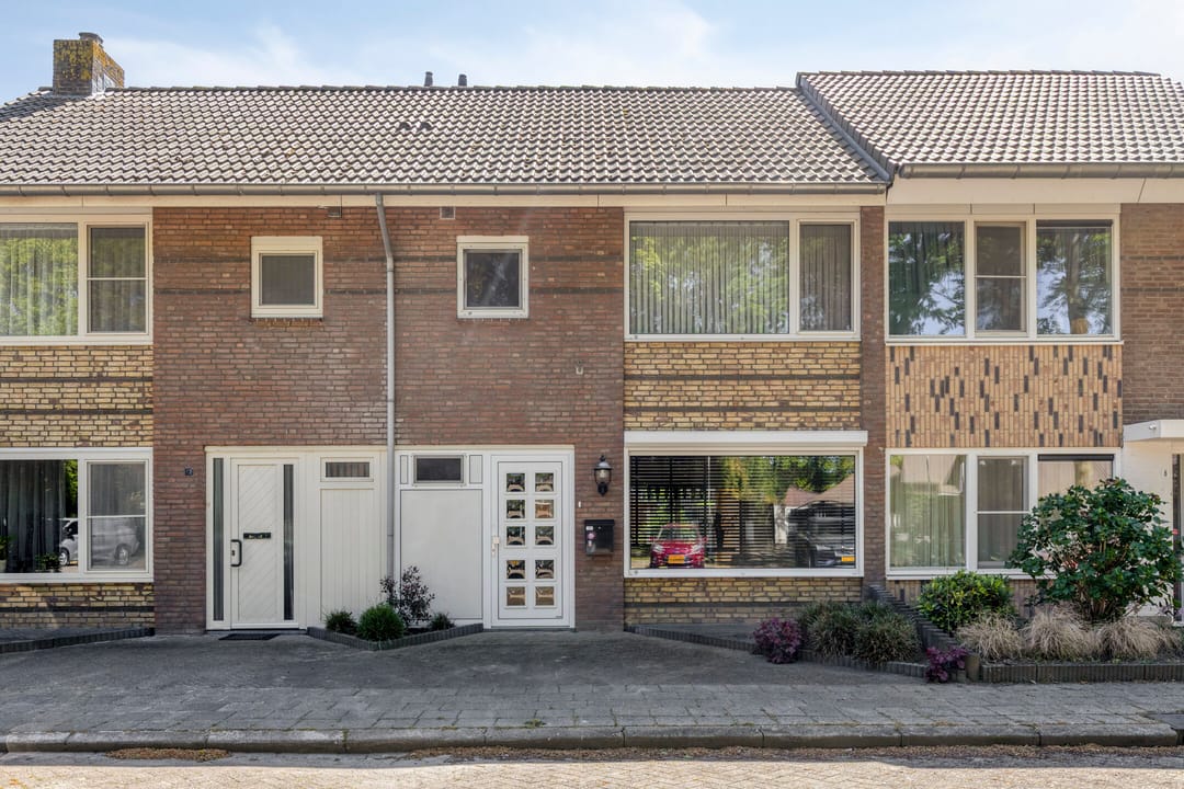 Photo 1 of Schommerveld 10