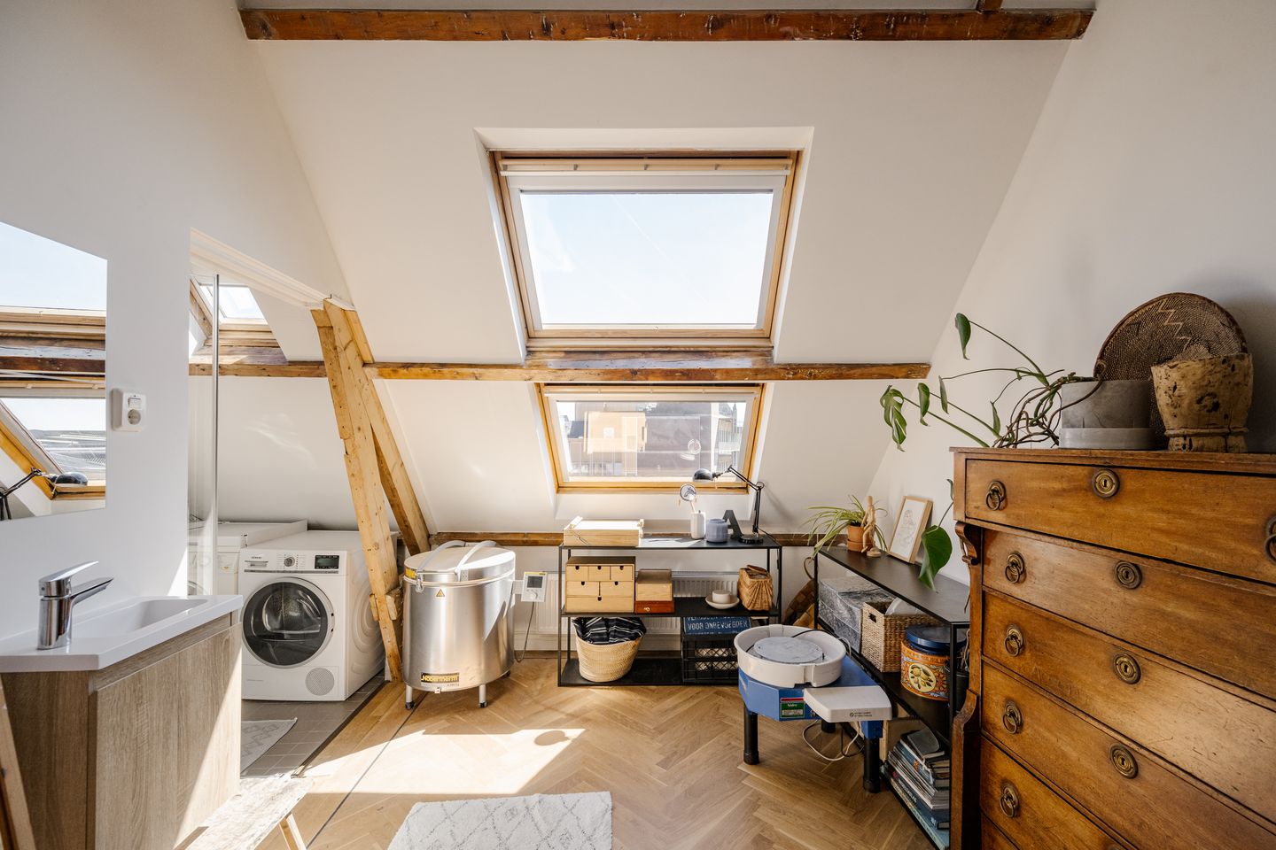 Unique Penthouse with High Ceilings and Sunny Terrace in Haarlem City Centre — 29