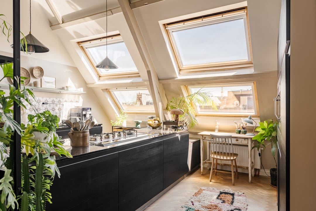 Unique Penthouse with High Ceilings and Sunny Terrace in Haarlem City Centre — 16