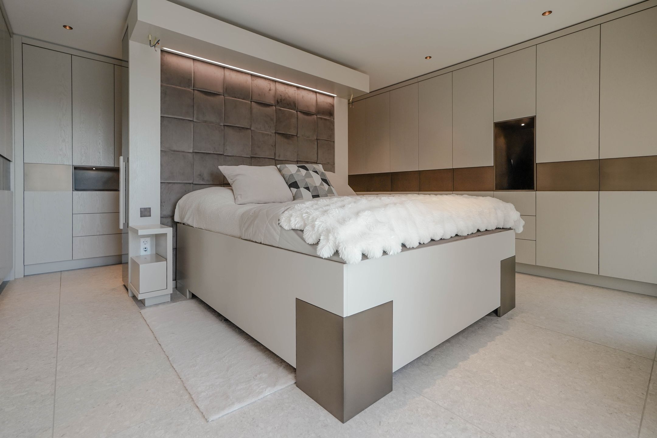 Photo 54 of Laan van Poot 399