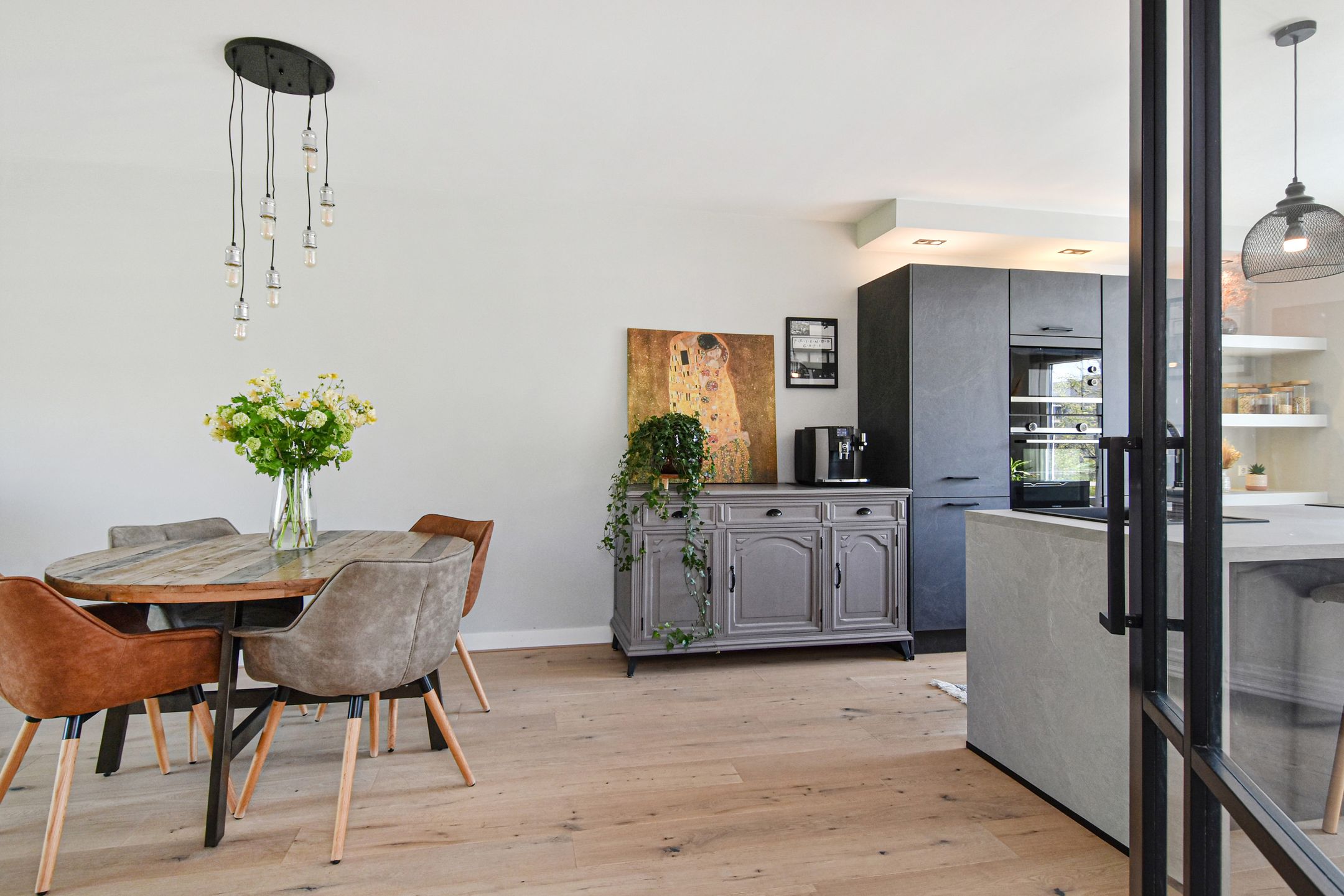 Photo 6 of Segbroeklaan 468