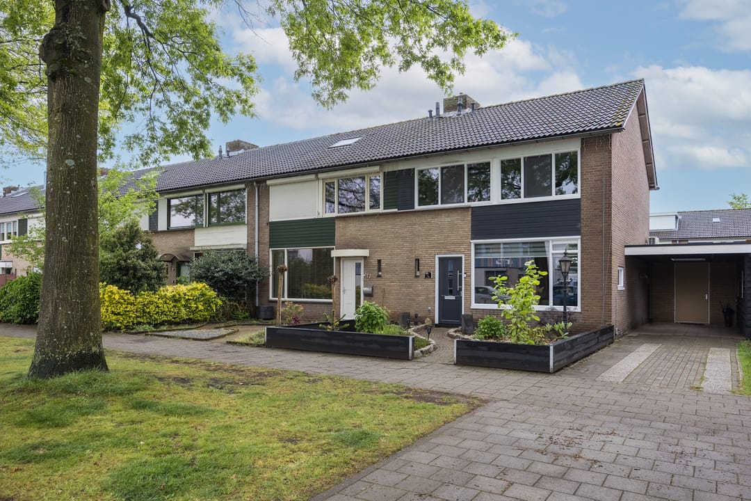 Foto 1 van Johanna van Burenlaan 219