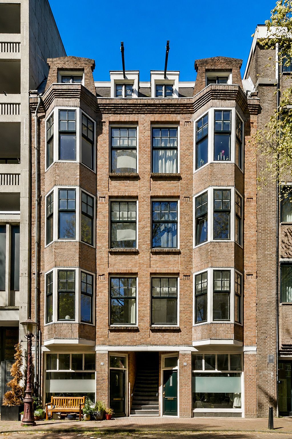 Photo 19 of Zocherstraat 38-1