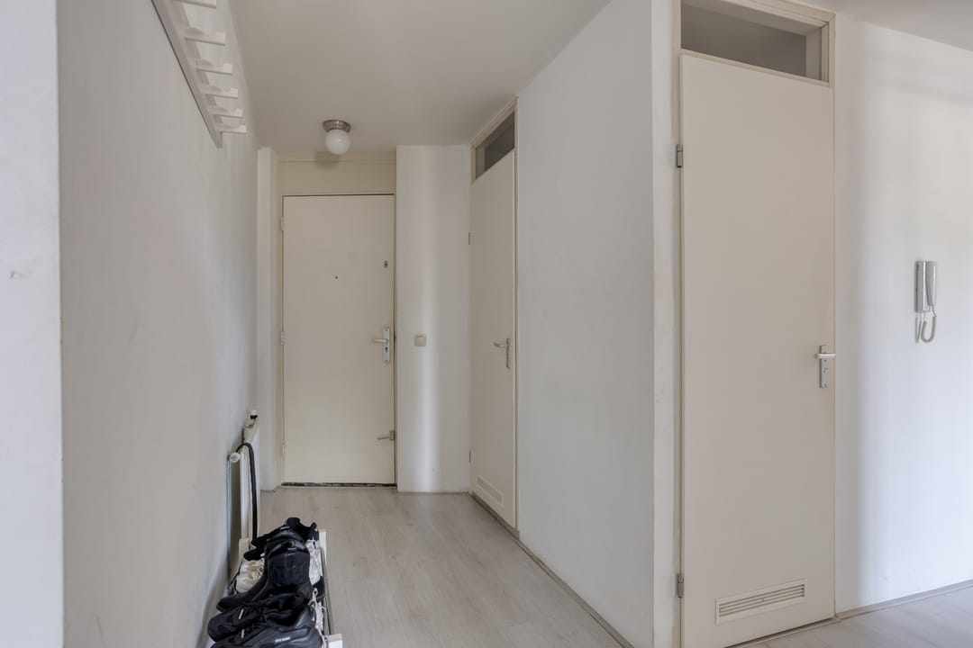 Spacious 3-Bedroom Apartment with Energy Label A in Amsterdam East — 17