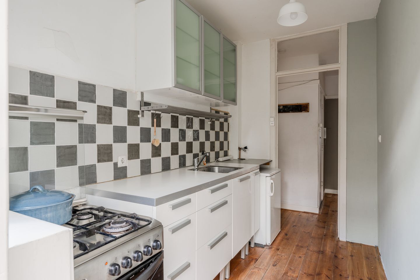 Bright 3-Bedroom Apartment in Amsterdam's Sought-After Bos en Lommer with Dual Balconies — 19