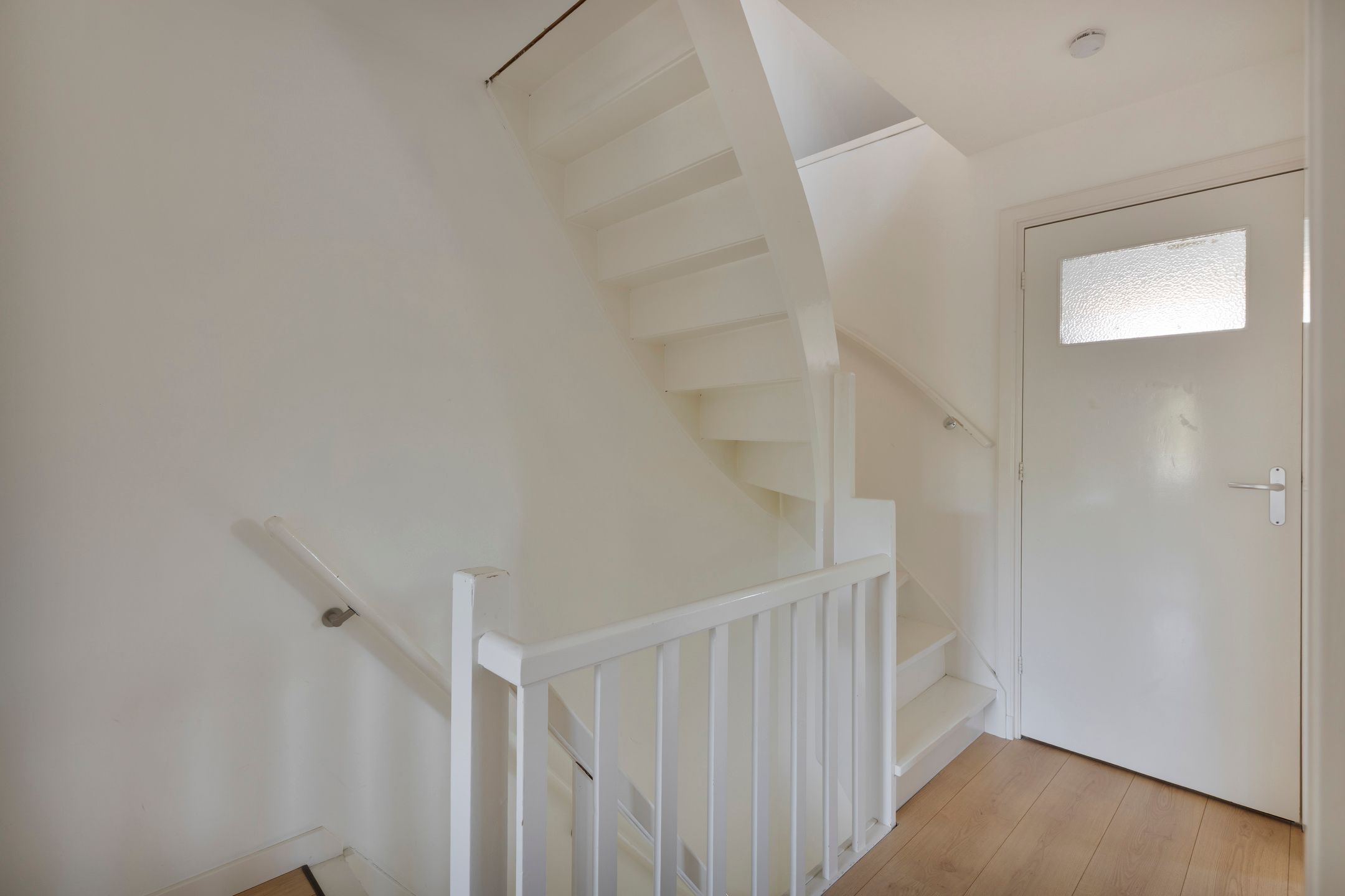 Well-maintained family home with air conditioning, 3 bedrooms, spacious garden and solar panels in Roosendaal — 21