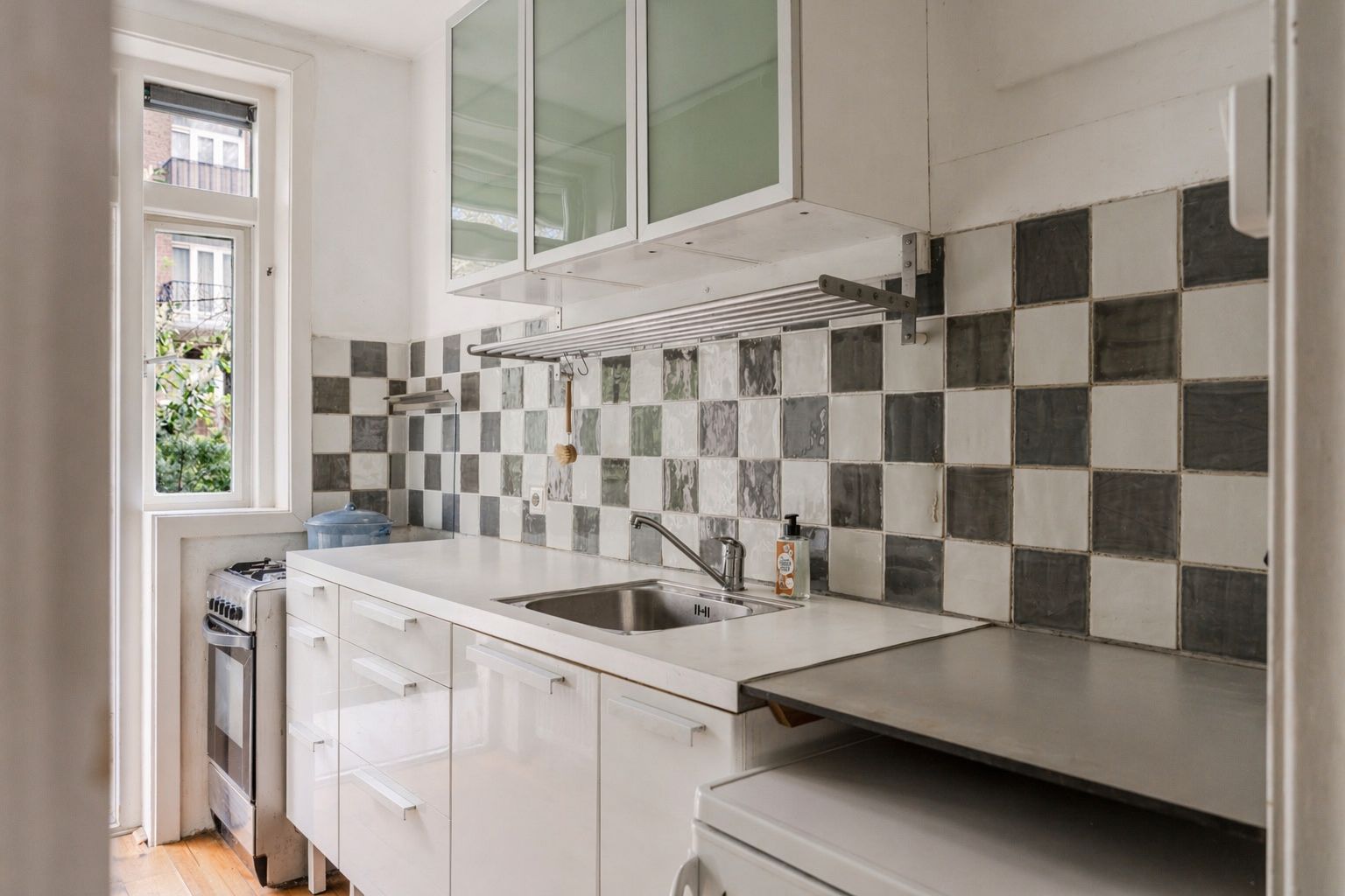 Bright 3-Bedroom Apartment in Amsterdam's Sought-After Bos en Lommer with Dual Balconies — 18
