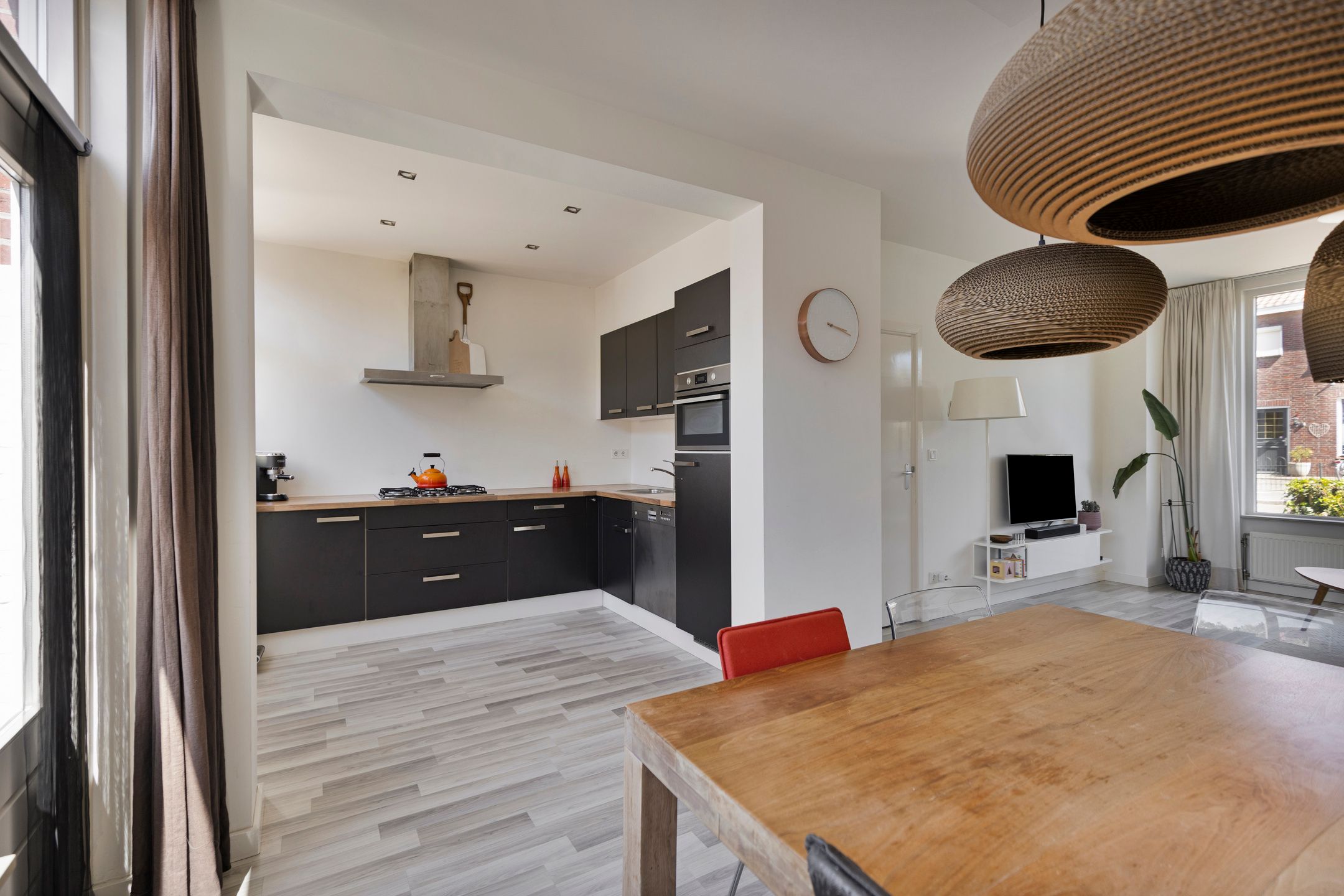 Well-maintained family home with air conditioning, 3 bedrooms, spacious garden and solar panels in Roosendaal — 15