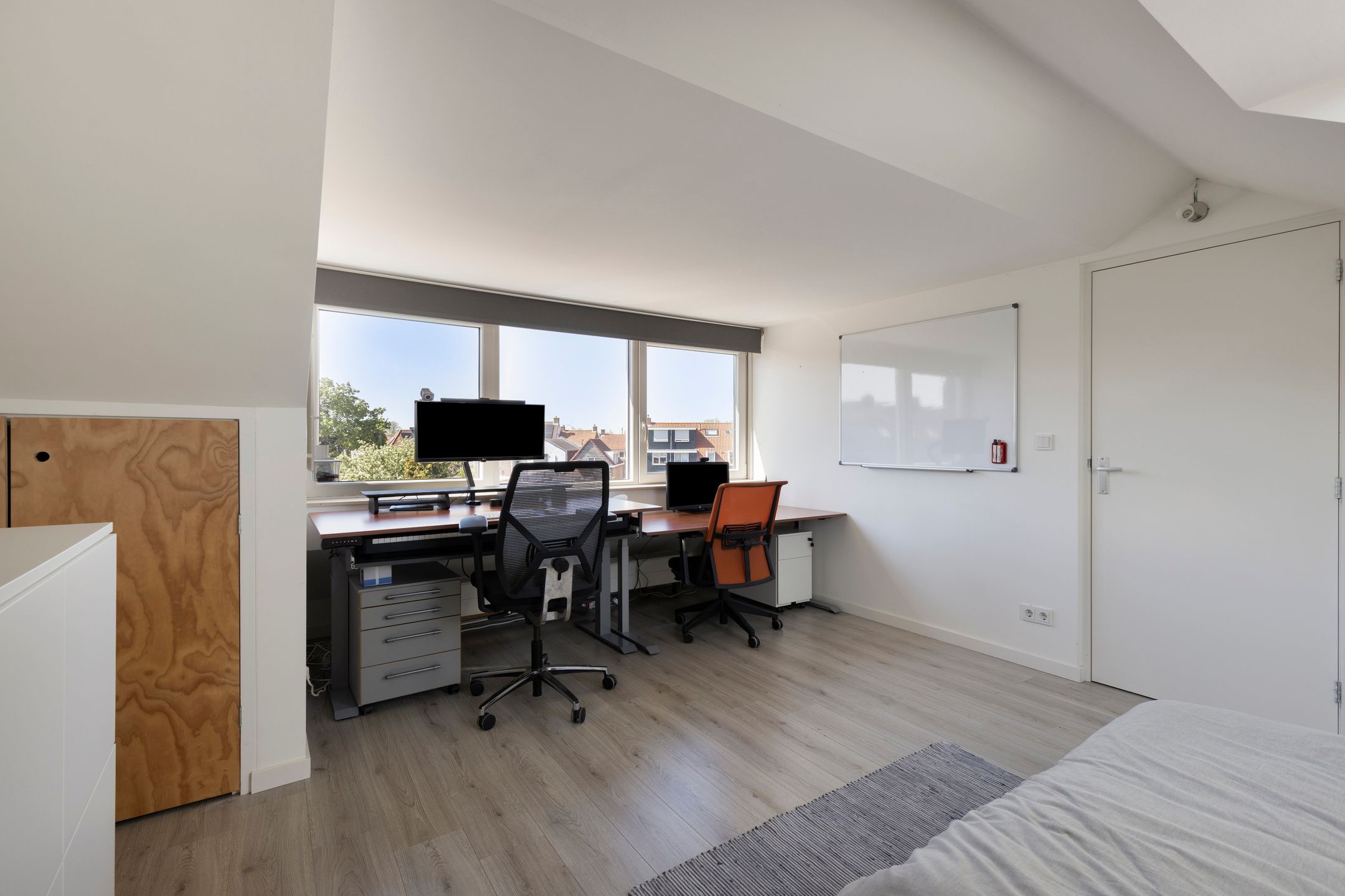 Well-maintained family home with air conditioning, 3 bedrooms, spacious garden and solar panels in Roosendaal — 30