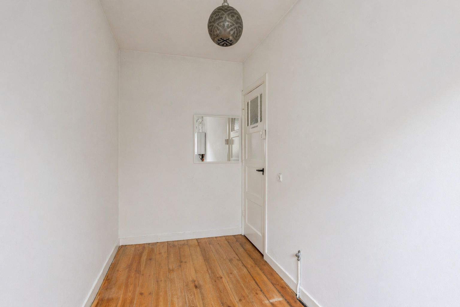 Bright 3-Bedroom Apartment in Amsterdam's Sought-After Bos en Lommer with Dual Balconies — 21