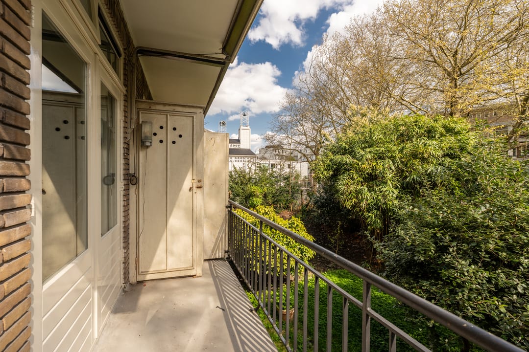 Bright 3-Bedroom Apartment in Amsterdam's Sought-After Bos en Lommer with Dual Balconies — 28