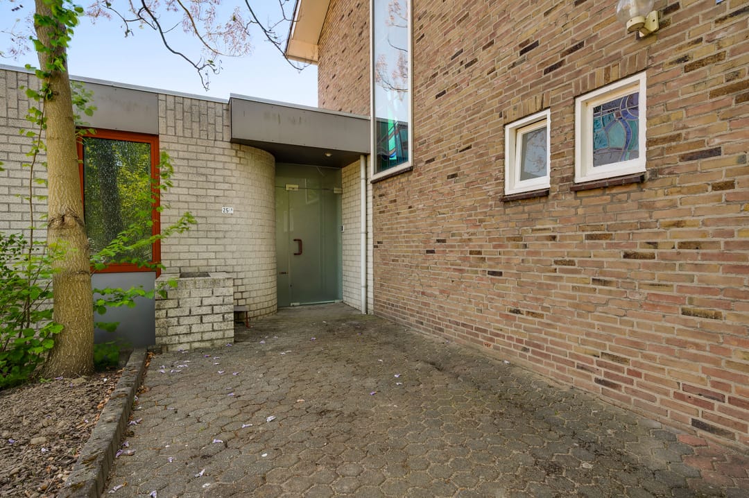 Foto 23 van Veldekelaan 25