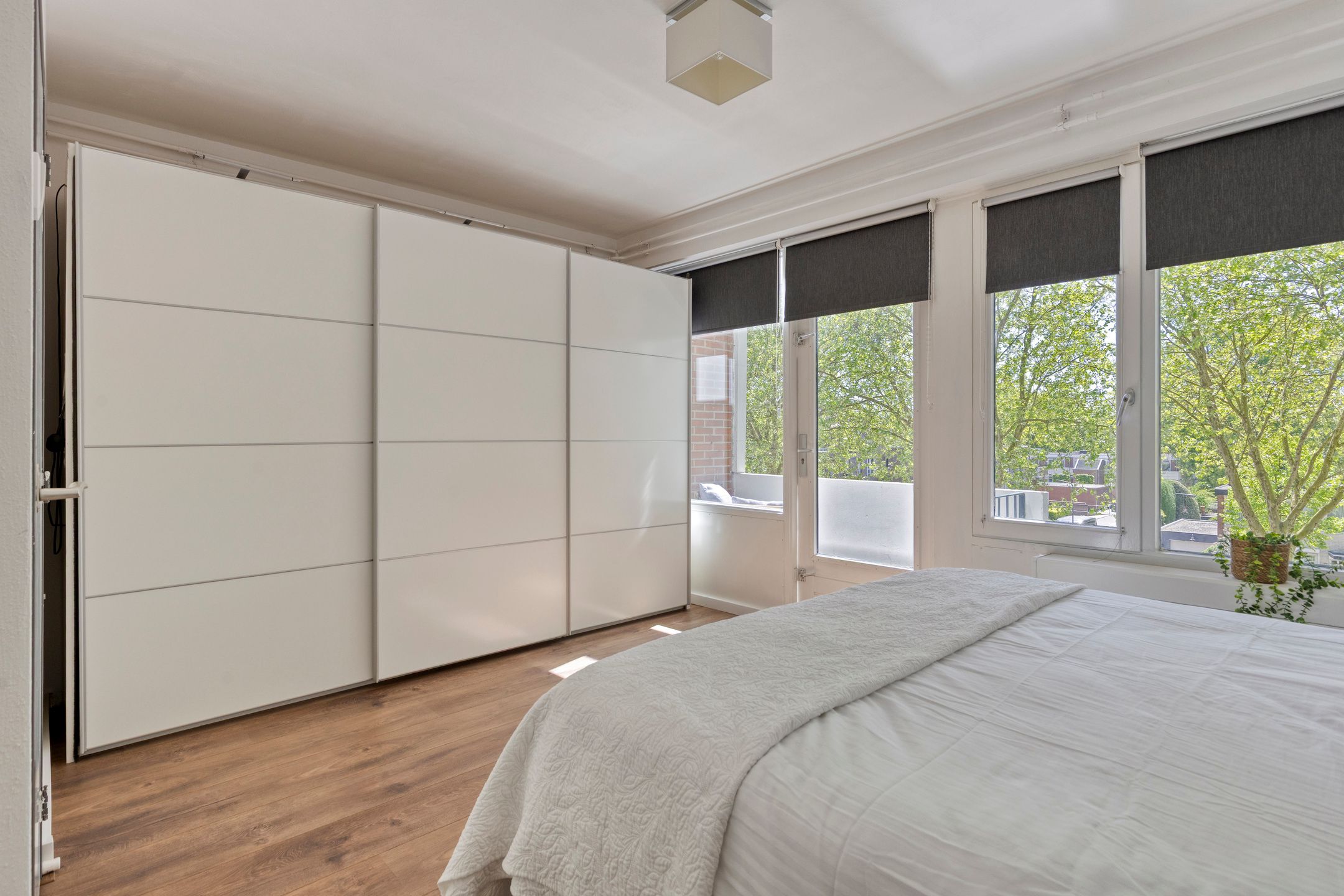 Photo 27 of Jan van Delftstraat 49