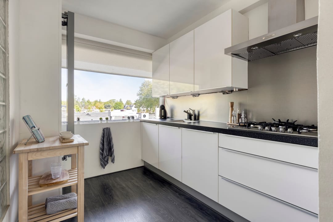 Photo 16 of Jan van Delftstraat 49