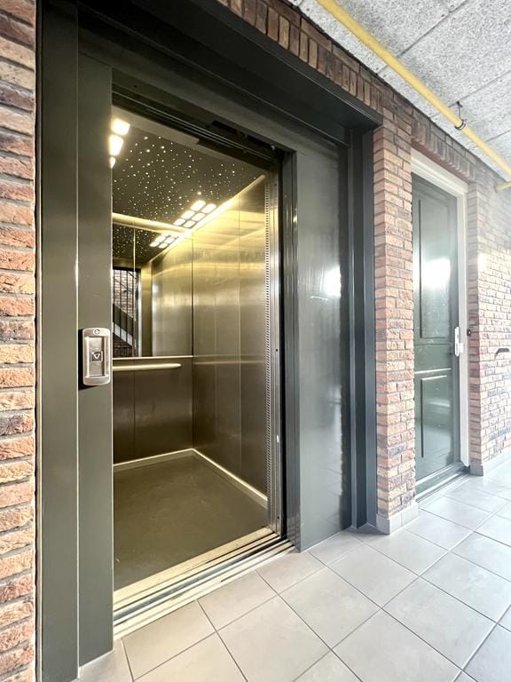Photo 5 of Schoolstraat 32