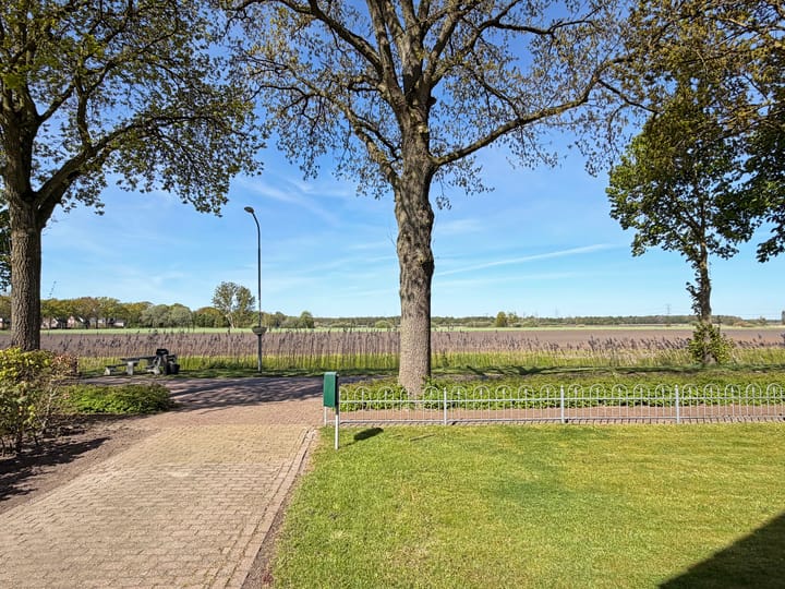 Photo 2 of Dorpsstraat 44
