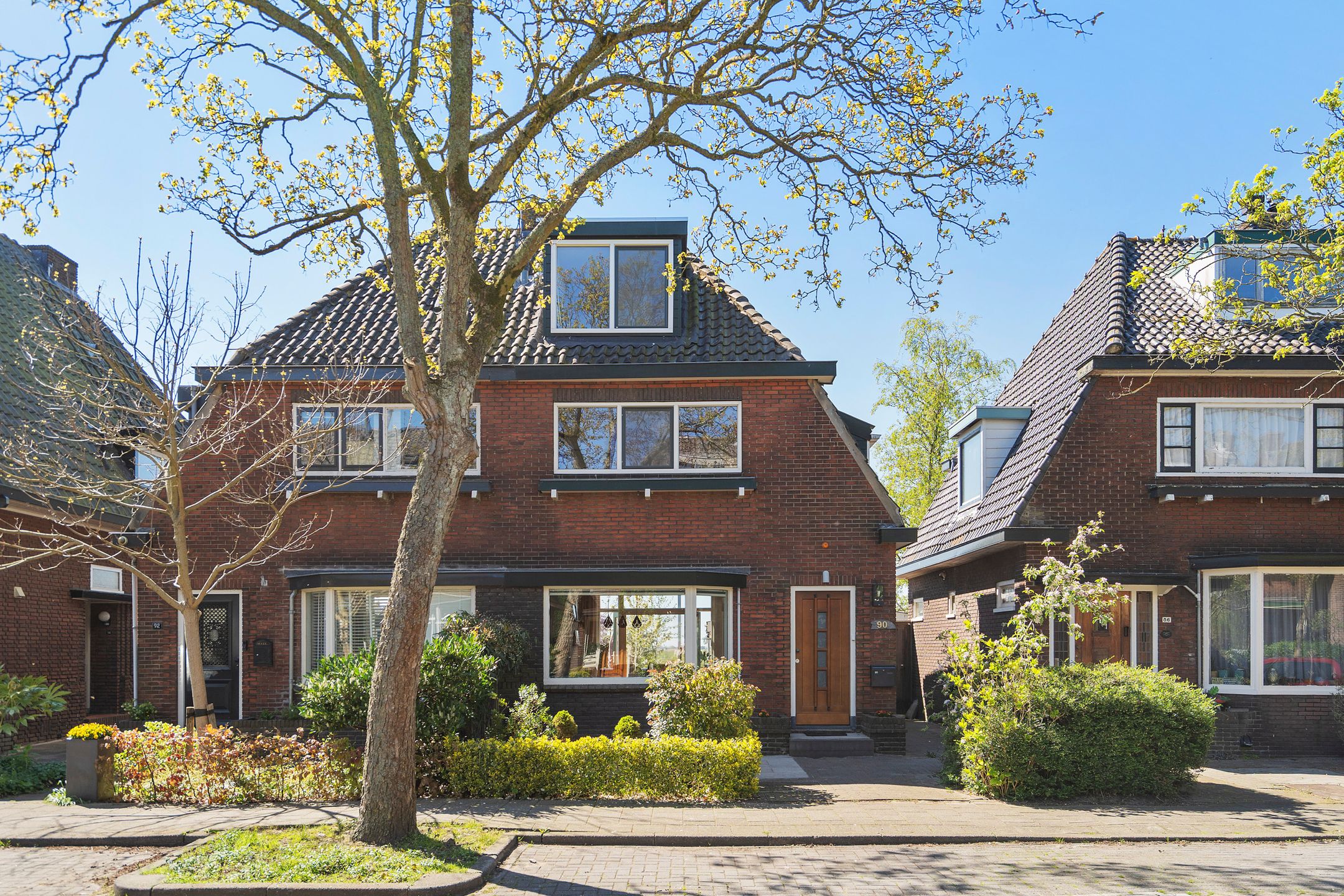 Photo 3 of Riouwstraat 90