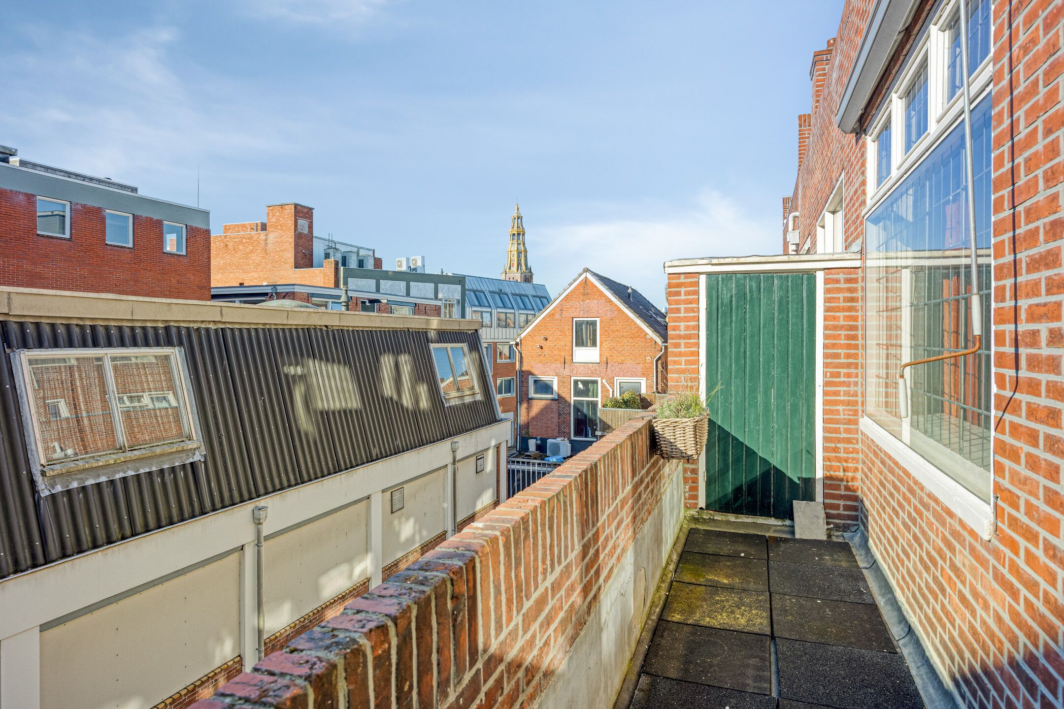 Photo 15 of Zwanestraat 2-2B