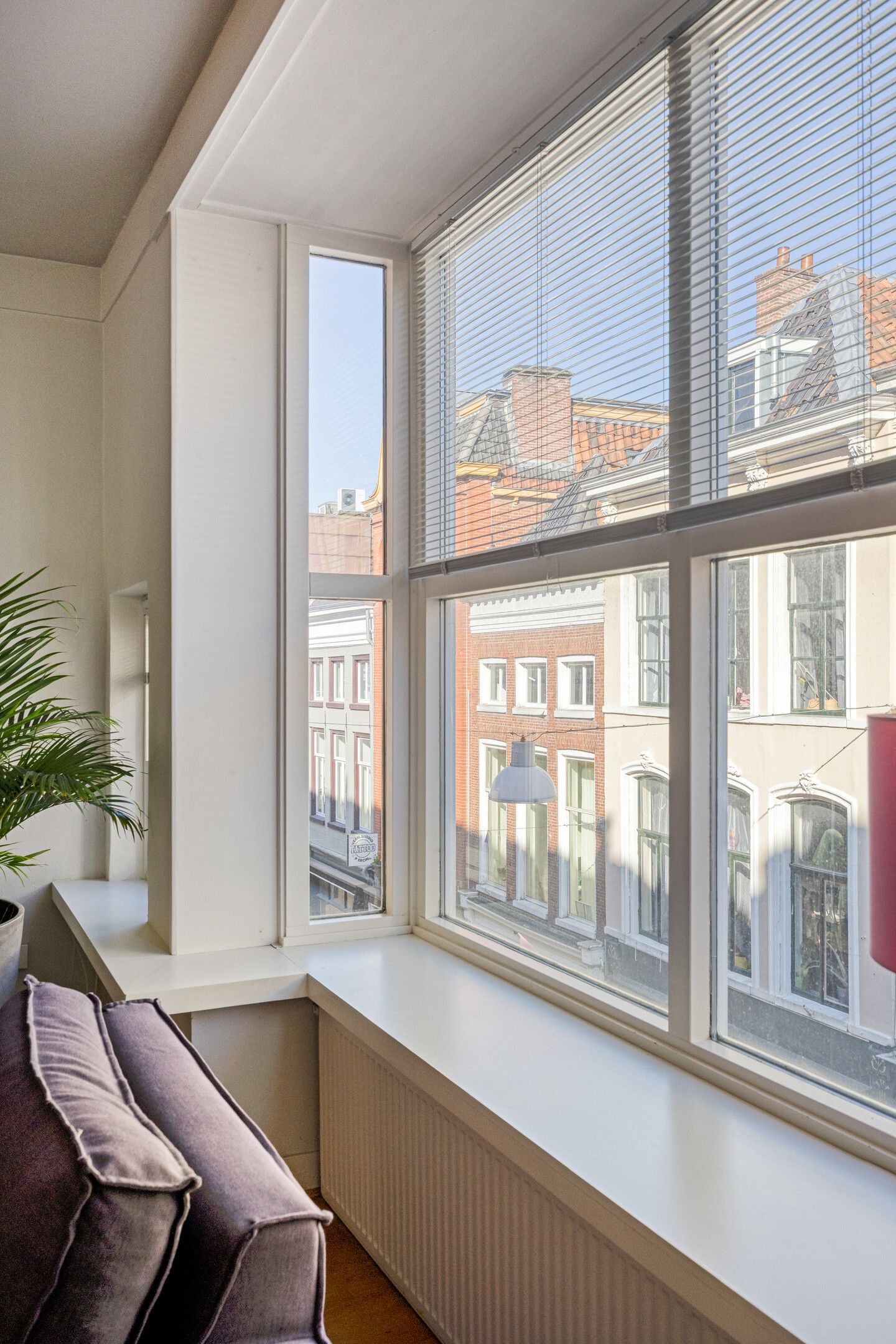 Photo 19 of Zwanestraat 2-2B