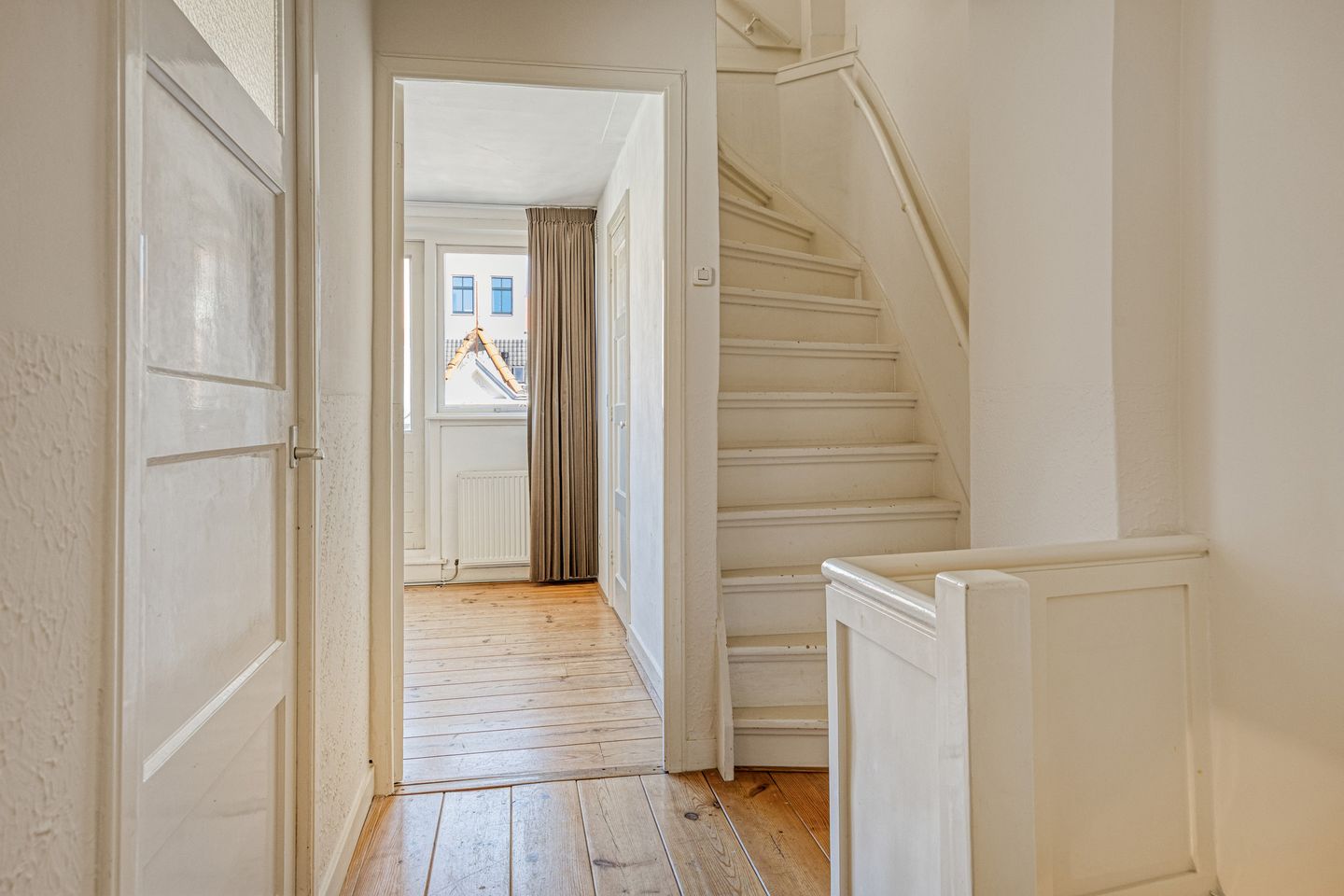 Photo 29 of Zwanestraat 2-2B