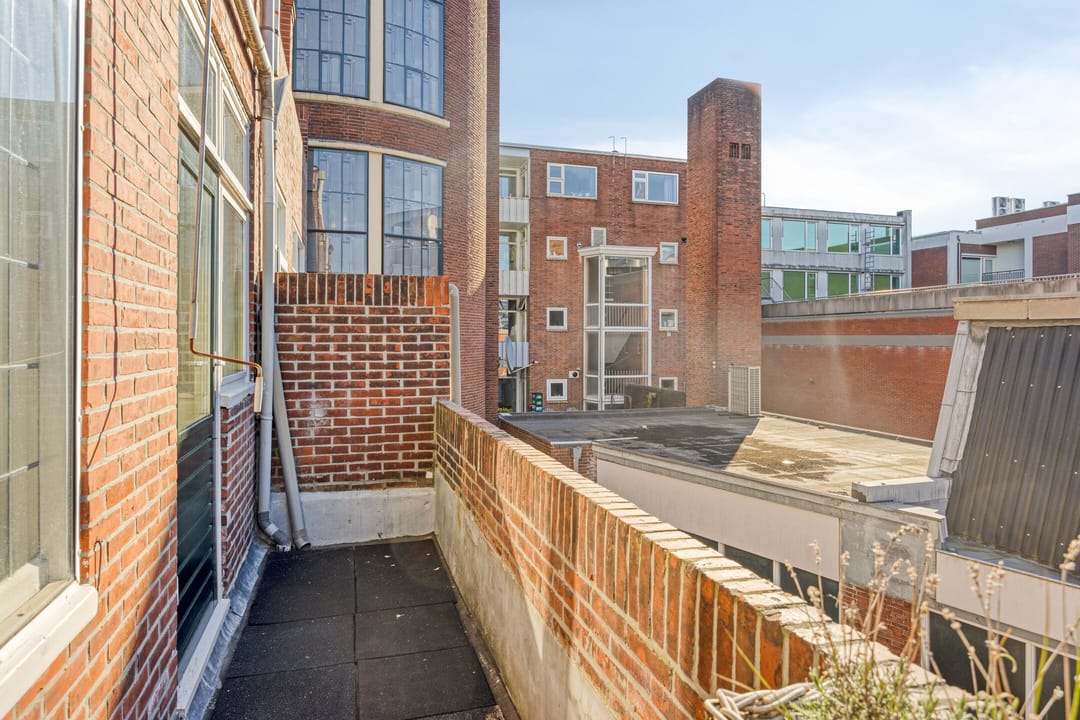 Photo 16 of Zwanestraat 2-2B