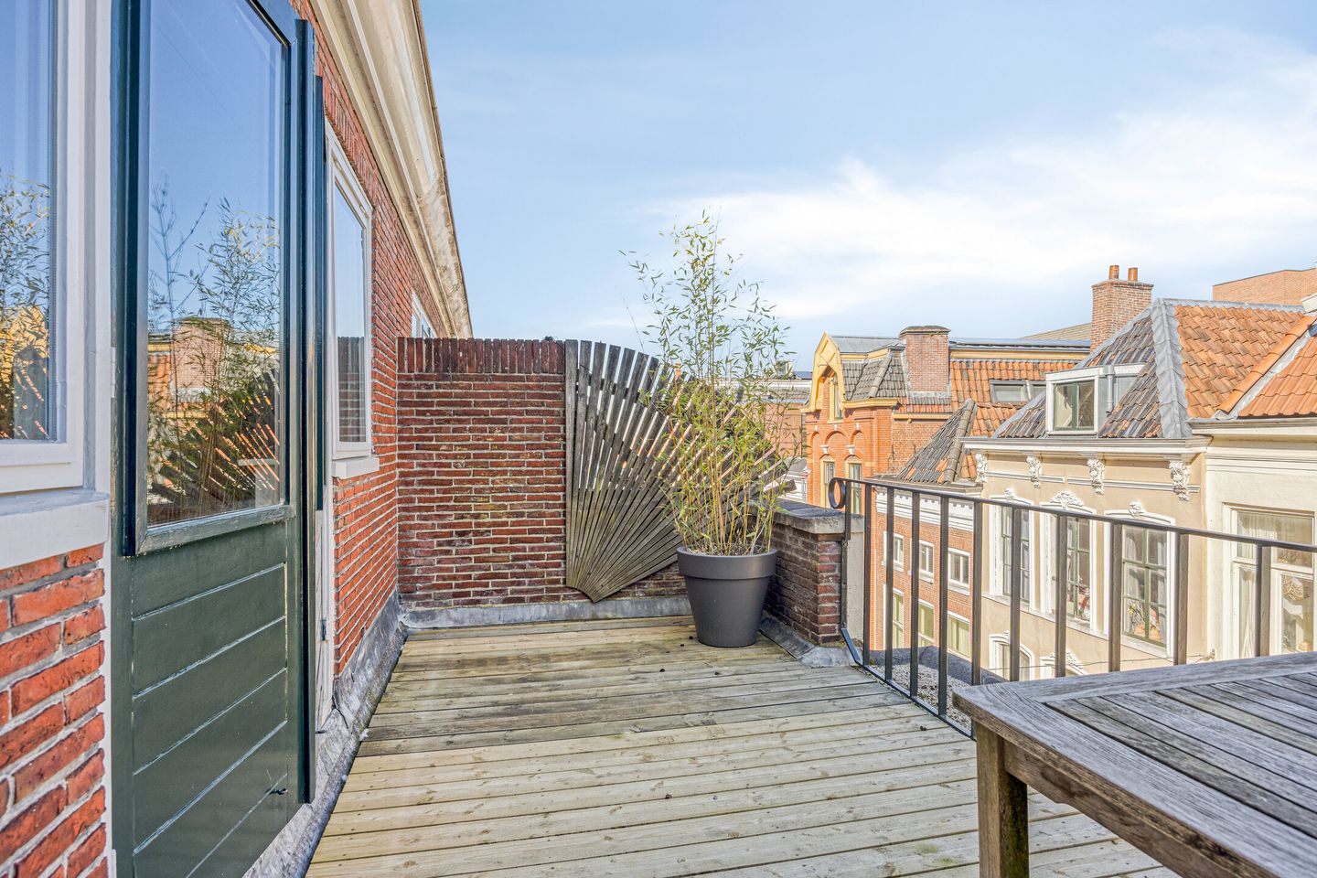Photo 34 of Zwanestraat 2-2B