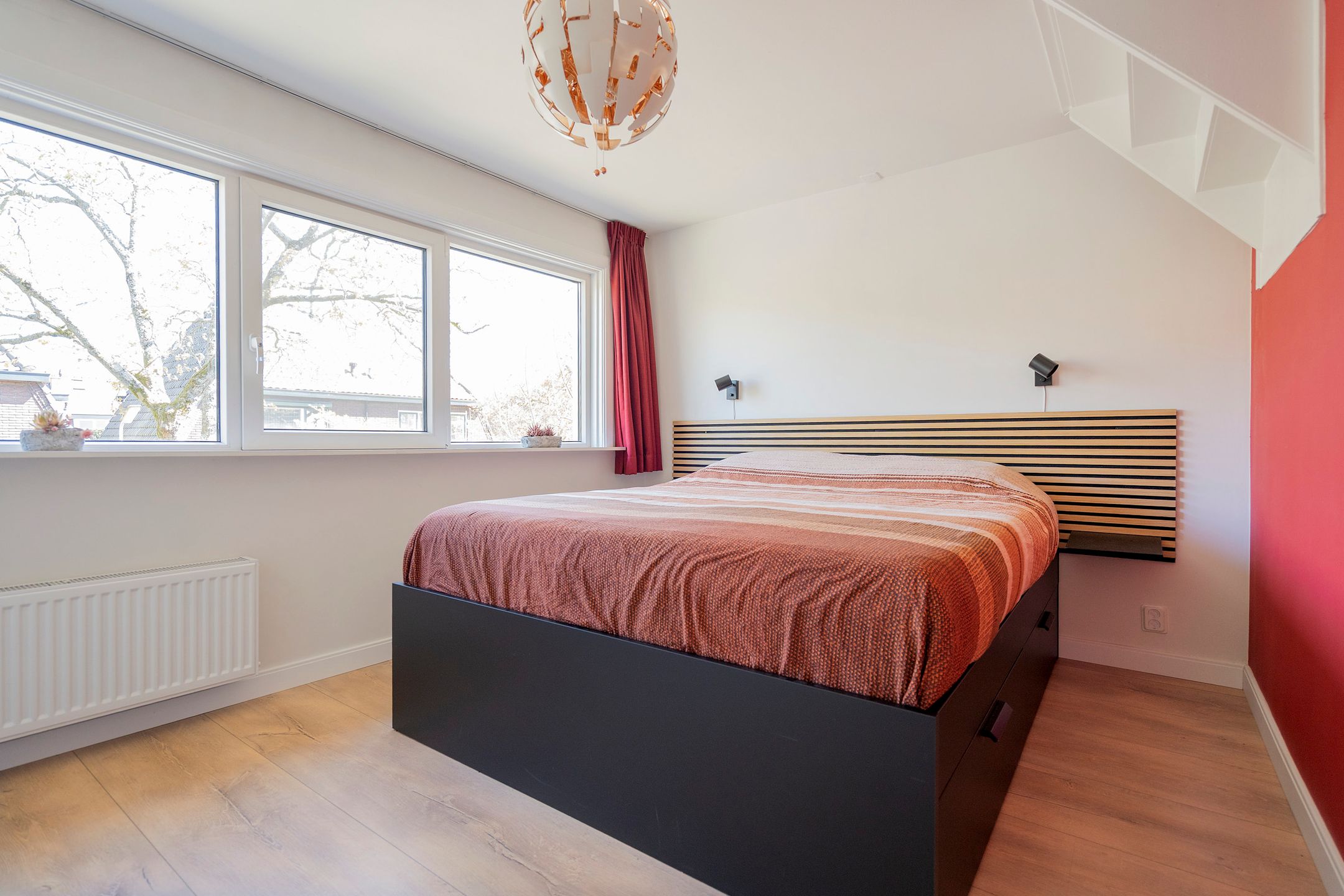 Photo 21 of Riouwstraat 90