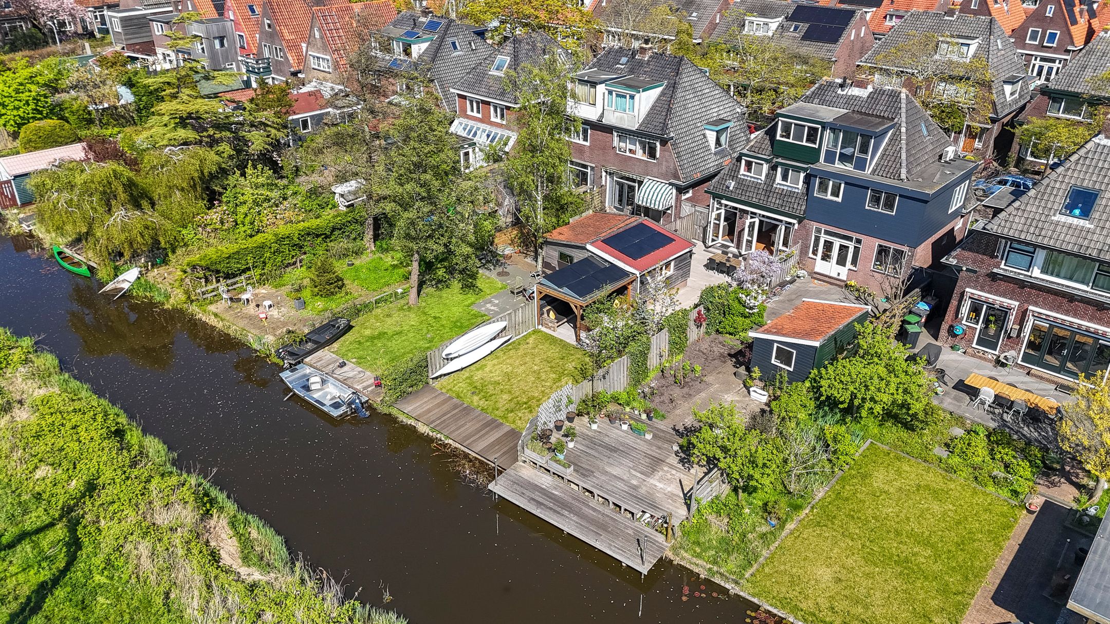 Photo 36 of Riouwstraat 90