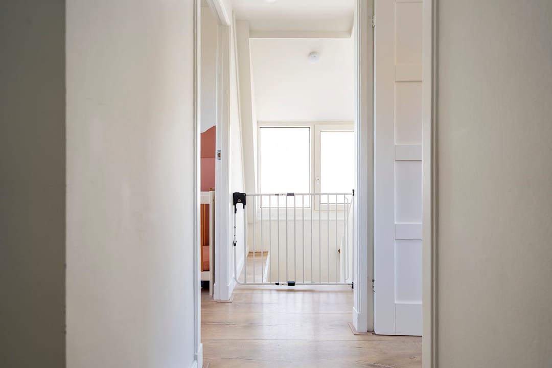 Photo 28 of Riouwstraat 90