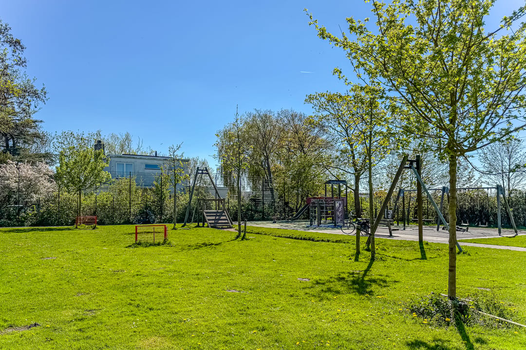 Photo 41 of Riouwstraat 90