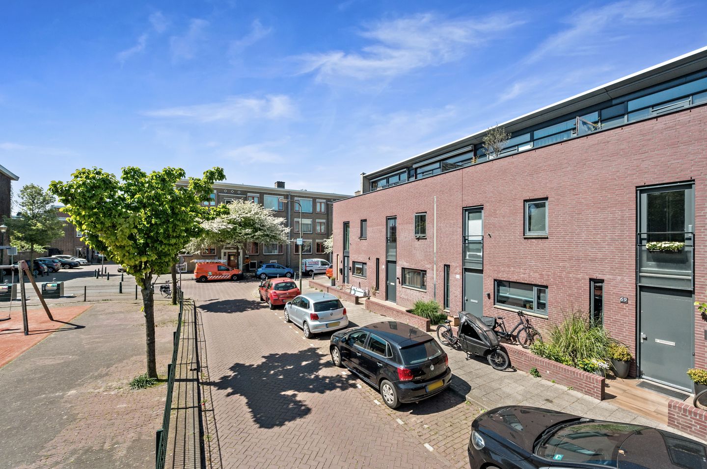 Foto 44 van Burgemeester Waldeckstraat 65