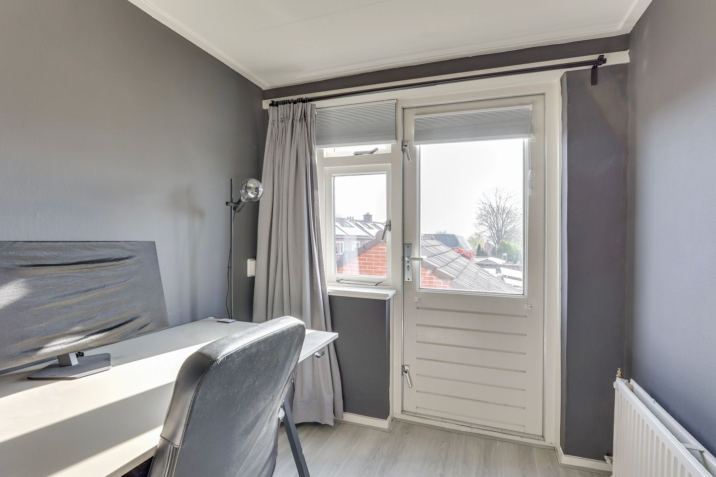 Photo 20 of Zuiderstraat 37