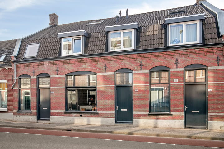 Photo 2 of Hoogstraat 272