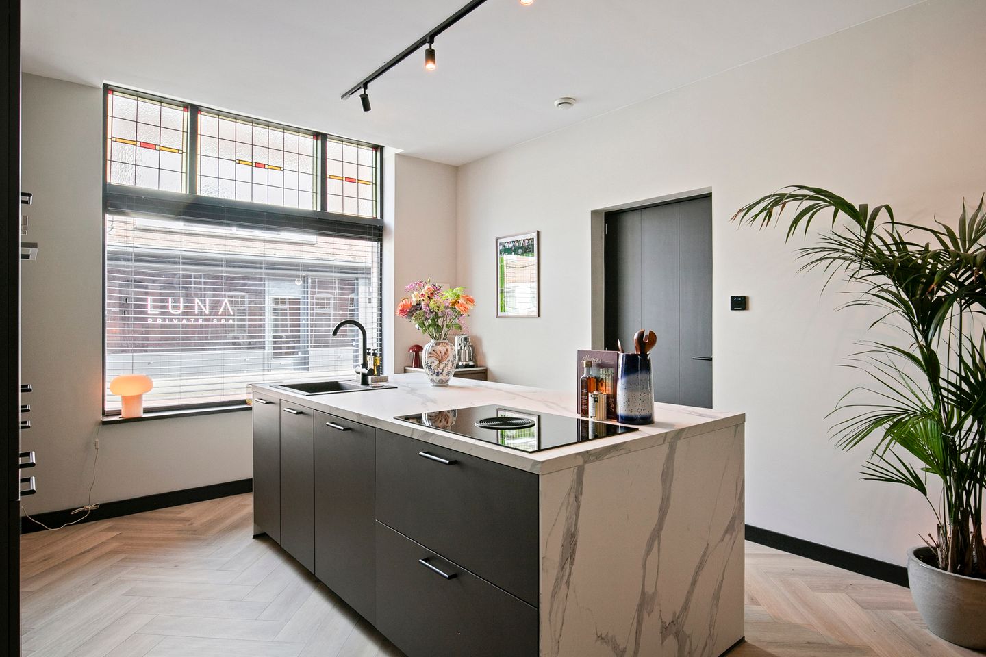 Photo 14 of Hoogstraat 272