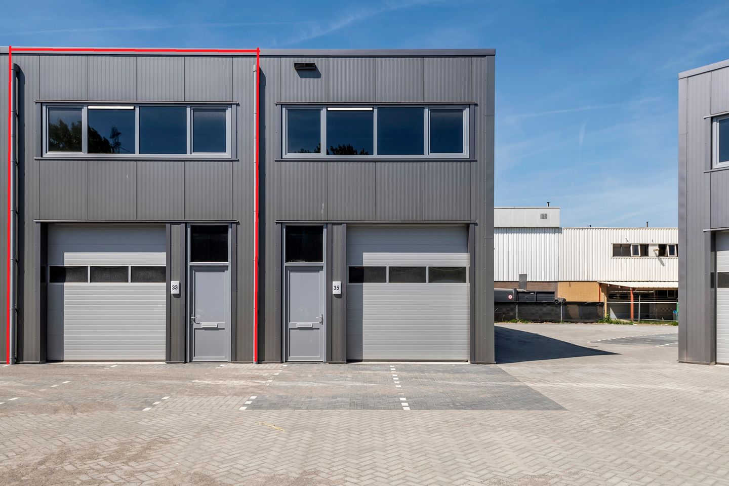 View photo 1 of Latensteinse Middenweg 33